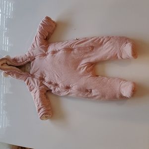Gap Baby footed Snow suit 6-12 months
